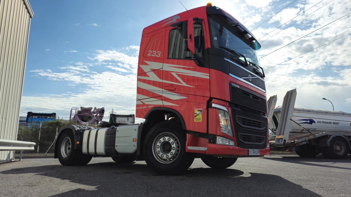 Volvo FH 460 - Tractor unit: picture 1 Volvo FH 460 - Tractor unit: picture 1