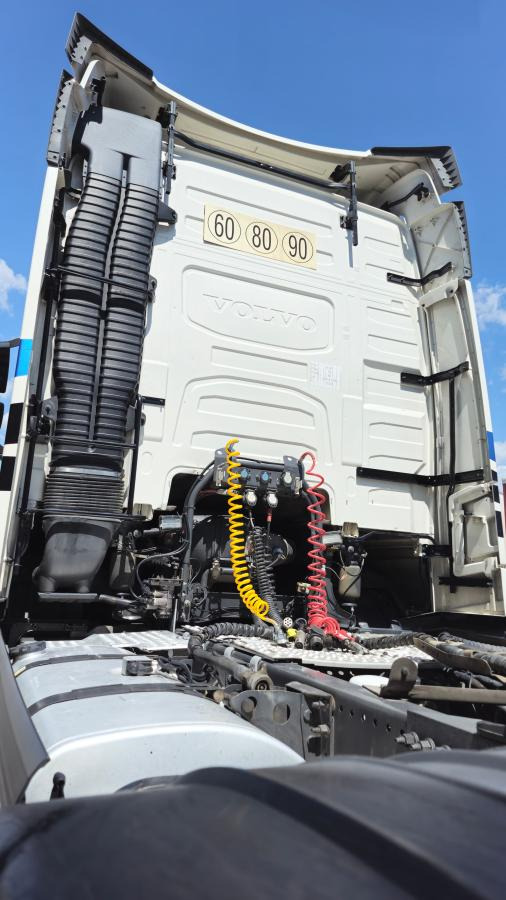 Volvo FH 500 Globetrotter - Tractor unit: picture 5 Volvo FH 500 Globetrotter - Tractor unit: picture 5