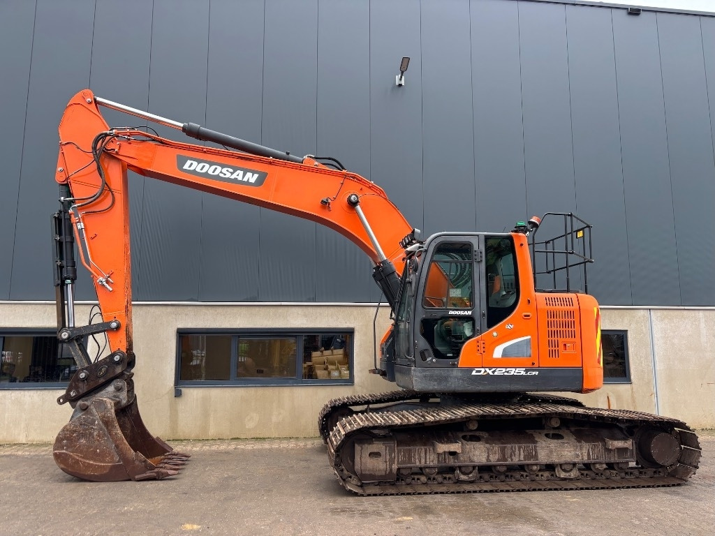 Doosan DX 235 LCR-5 - DX 235 - DX 225 - Crawler excavator: picture 2 Doosan DX 235 LCR-5 - DX 235 - DX 225 - Crawler excavator: picture 2