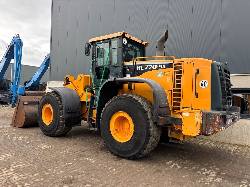 Hyundai HL 770-9 A - HL770 - HL 770 - Wheel loader: picture 4 Hyundai HL 770-9 A - HL770 - HL 770 - Wheel loader: picture 4