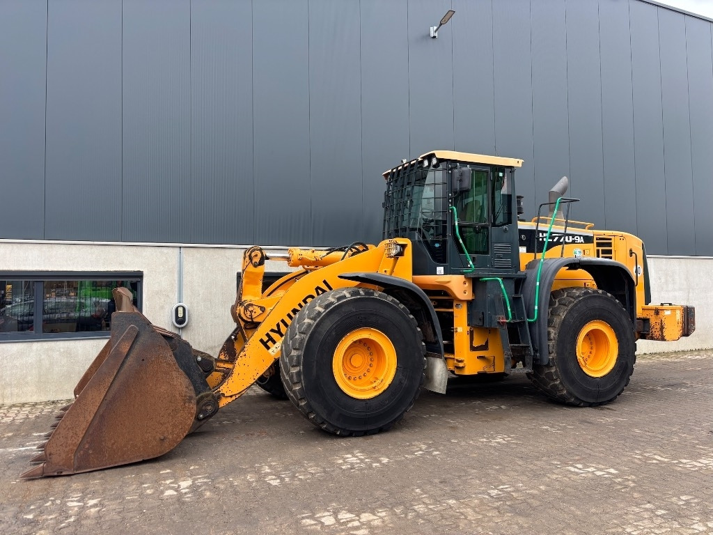 Hyundai HL 770-9 A - HL770 - HL 770 - Wheel loader: picture 2 Hyundai HL 770-9 A - HL770 - HL 770 - Wheel loader: picture 2