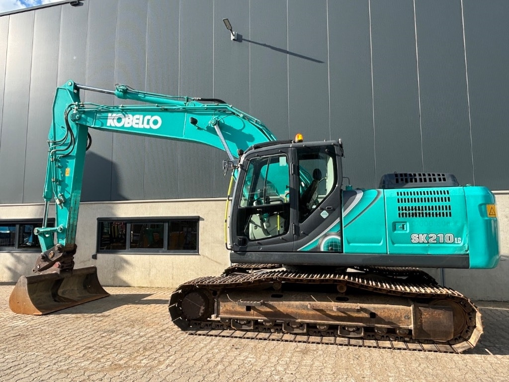 Kobelco SK 210 LC-10 - SK210 - SK210LC-10 - Crawler excavator: picture 2 Kobelco SK 210 LC-10 - SK210 - SK210LC-10 - Crawler excavator: picture 2