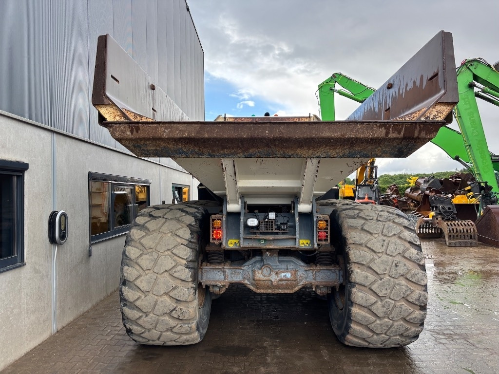 Articulated dumper Terex TA 300: picture 9