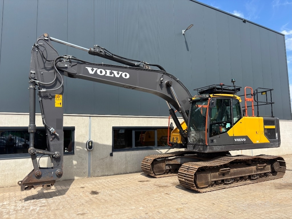 Volvo EC 220 E L - EC220 - Crawler excavator: picture 1 Volvo EC 220 E L - EC220 - Crawler excavator: picture 1