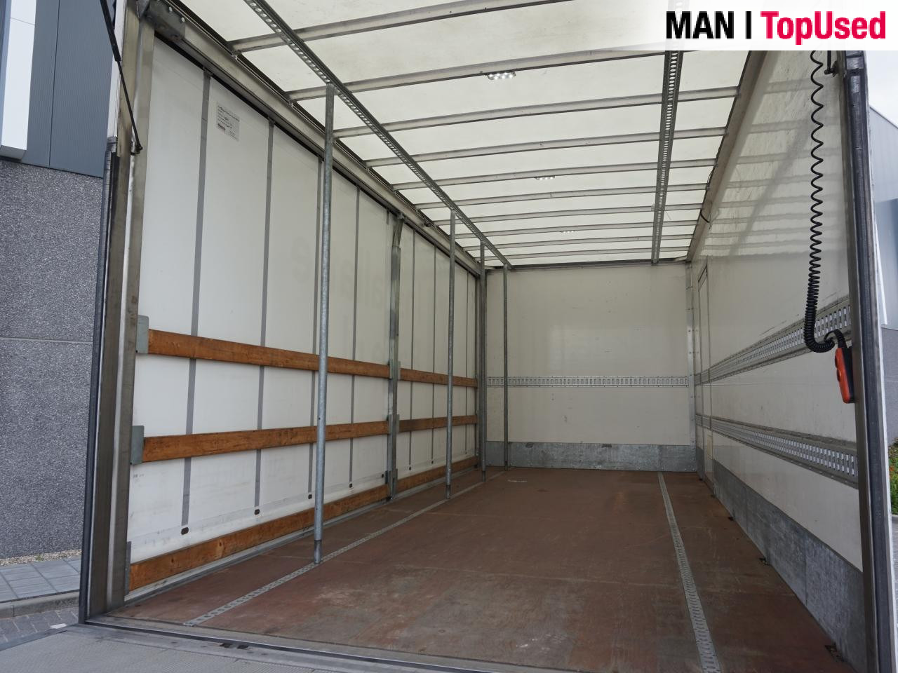 MAN TGL 10.190 4X2 BL Schuifzijl / Laadklep / Automaat - Curtainsider truck: picture 2 MAN TGL 10.190 4X2 BL Schuifzijl / Laadklep / Automaat - Curtainsider truck: picture 2