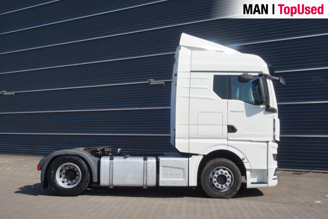 Interior photo 5: Tractor unit MAN TGX 18.470 4x2 BL SA  / LED / 2 Tanks