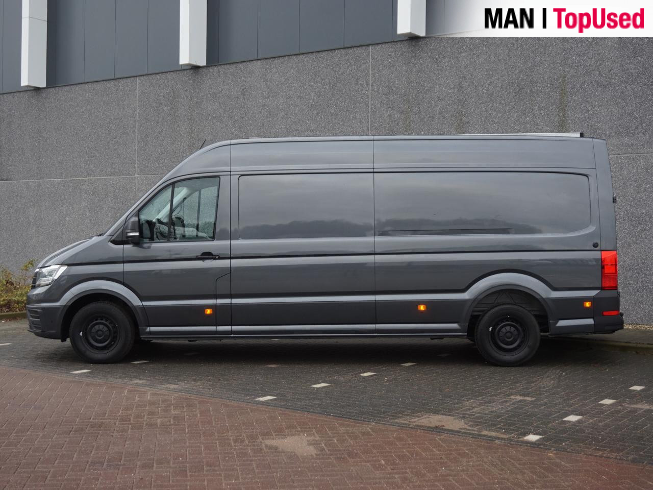 Panel van VOLKSWAGEN Crafter 35 2.0 TDI L4H3 Highline: picture 12