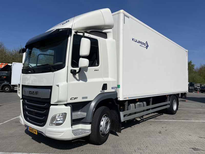 Box truck DAF CF 260 FA / 18 Ton / 93 dkm / Box / Laadklep / APK 09-25: picture 18