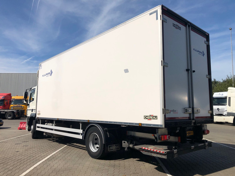 Refrigerator truck DAF CF 260 FA / Carrier Koeler / Chereau Frigo Box / Laadklep / APK TUV 09-26: picture 18