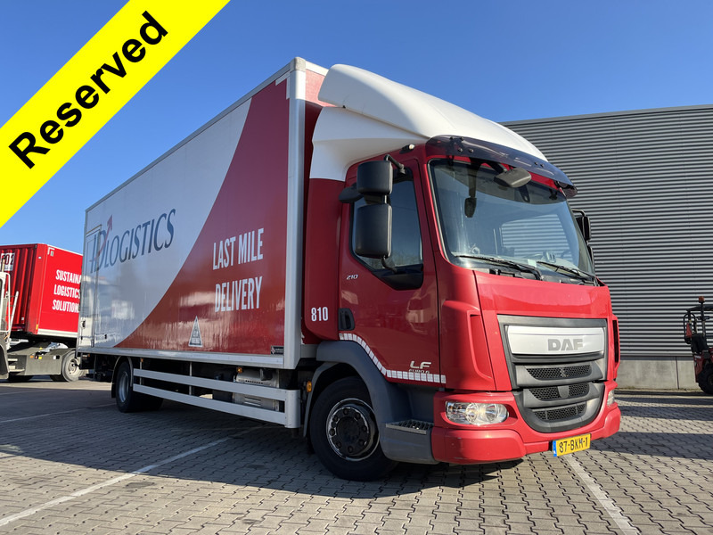 DAF LF 210 FA / 12 Ton / 394 dkm / Box / Loadlift / NL Truck - Box truck: picture 1 DAF LF 210 FA / 12 Ton / 394 dkm / Box / Loadlift / NL Truck - Box truck: picture 1