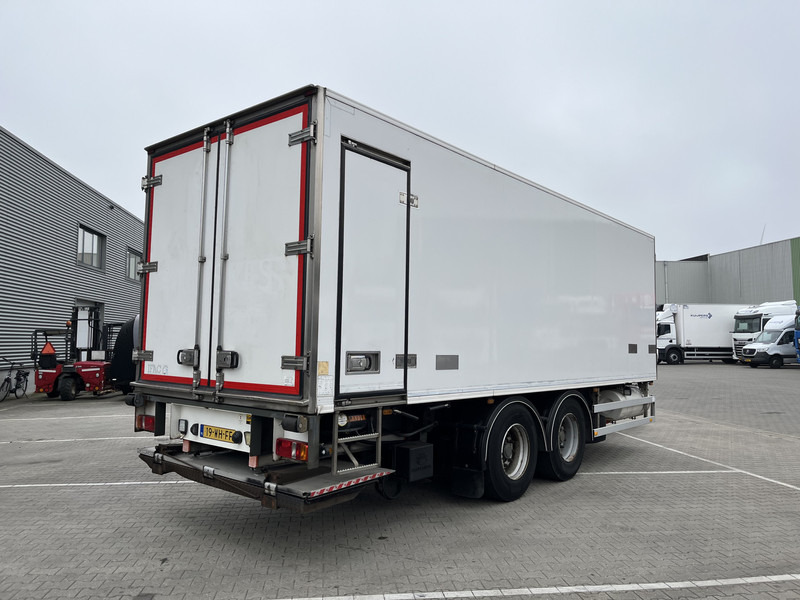 DRACO MZS218 / Frigo Trailer / Carrier -30 gr / Multi Temp / Loadlift / NL Trailer - Refrigerator trailer: picture 2 DRACO MZS218 / Frigo Trailer / Carrier -30 gr / Multi Temp / Loadlift / NL Trailer - Refrigerator trailer: picture 2