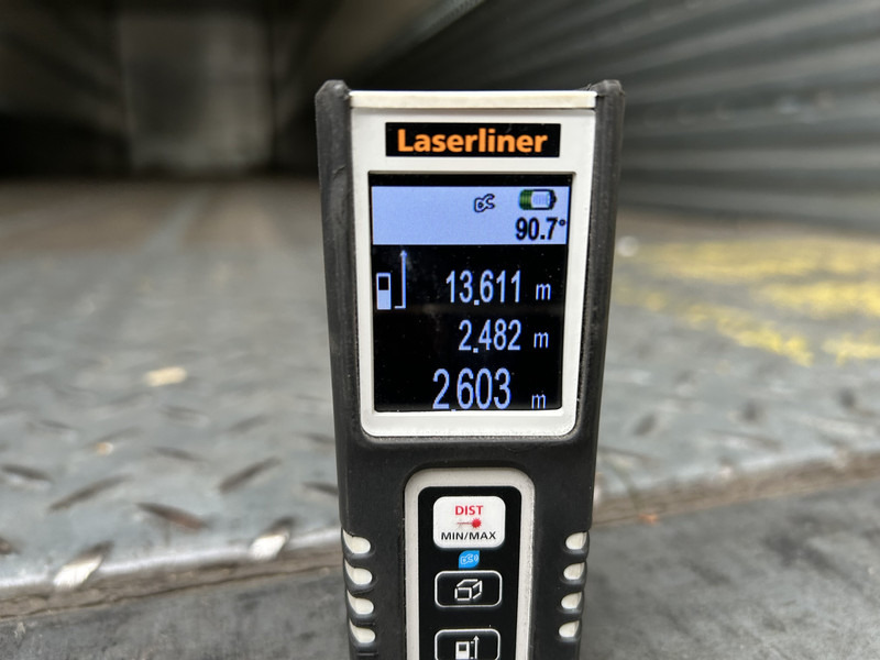 Fruehauf CNP 03 / Box / Laadklep / SAF Schijfrem - Closed box semi-trailer: picture 4 Fruehauf CNP 03 / Box / Laadklep / SAF Schijfrem - Closed box semi-trailer: picture 4