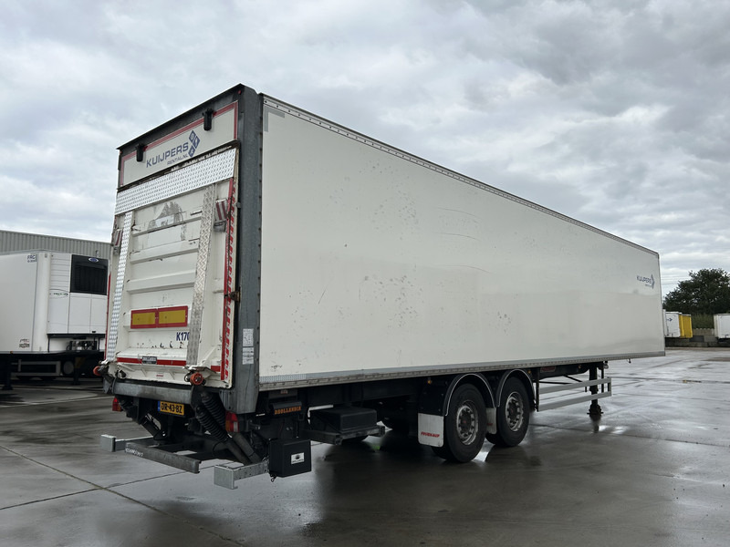 Fruehauf FSR MD4 / Box / Loadlift 2000 kg / Lift axle - Closed box semi-trailer: picture 2 Fruehauf FSR MD4 / Box / Loadlift 2000 kg / Lift axle - Closed box semi-trailer: picture 2