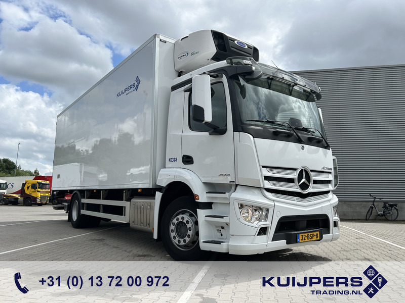 Mercedes-Benz Actros 2124 / Carrier Supra 850 -30 gr / Koeler / Laadklep / APK 03-26 - Refrigerator truck: picture 1 Mercedes-Benz Actros 2124 / Carrier Supra 850 -30 gr / Koeler / Laadklep / APK 03-26 - Refrigerator truck: picture 1