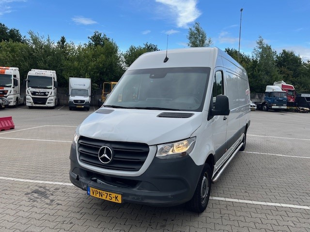 Panel van Mercedes-Benz Sprinter 315 1.9 CDI / L4 H2 / Automatic / APK-TUV 04-26: picture 14