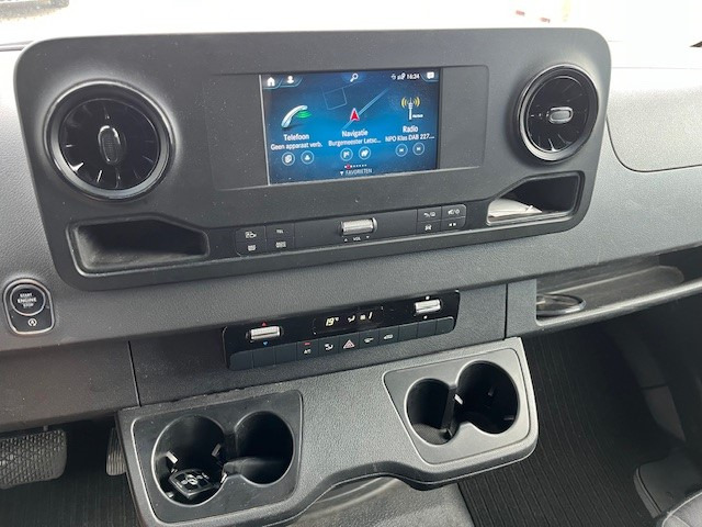 Panel van Mercedes-Benz Sprinter 315 1.9 CDI / L4 H2 / Automatic / APK-TUV 04-26: picture 9