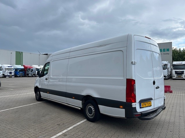 Panel van Mercedes-Benz Sprinter 315 1.9 CDI / L4 H2 / Automatic / APK-TUV 04-26: picture 13