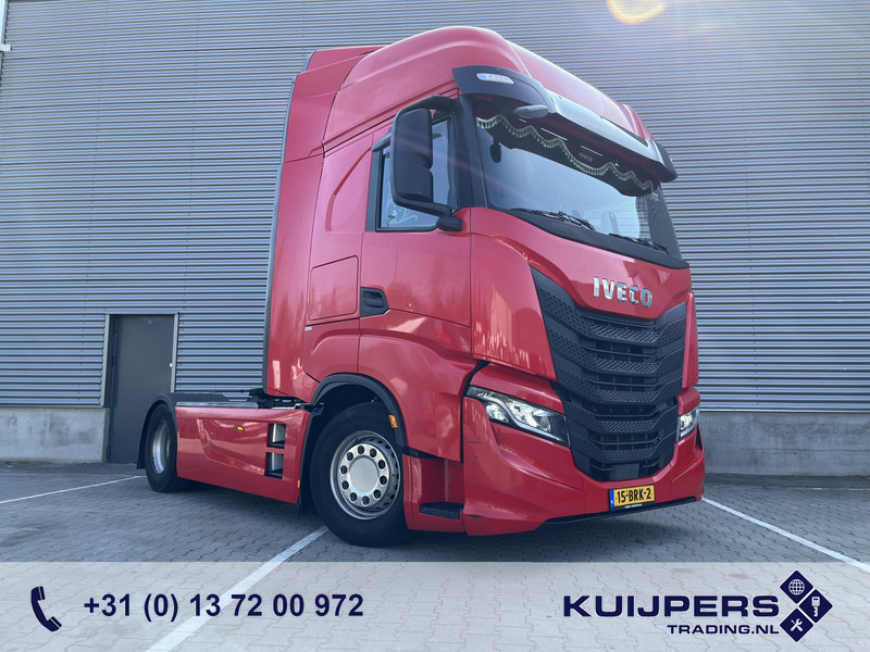 Tractor unit Iveco S-Way AT 420 / Full LED / 569 dkm / 2 Tanks / 2 Fridge / APK TUV 03-26: picture 1