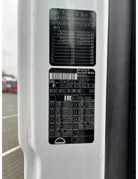 Tractor unit MAN TGX 18.510 GX / 2 Tanks / Full LED / APK TUV 02-26: picture 14 Tractor unit MAN TGX 18.510 GX / 2 Tanks / Full LED / APK TUV 02-26: picture 14