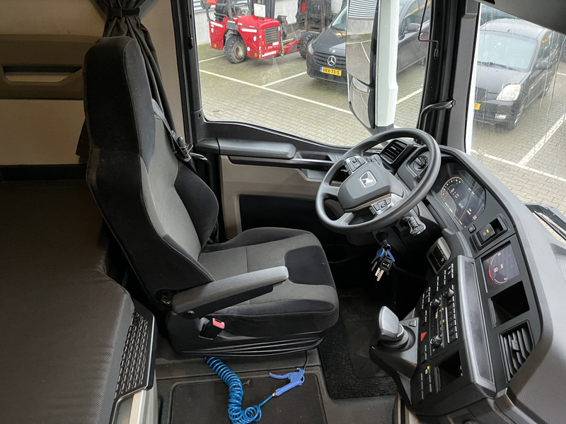 MAN TGX 18.510 GX / 2 Tanks / Full Spoiler / APK TUV 01-26 - Tractor unit: picture 3 MAN TGX 18.510 GX / 2 Tanks / Full Spoiler / APK TUV 01-26 - Tractor unit: picture 3
