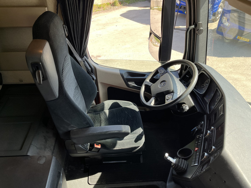 Mercedes-Benz Actros 1842 Streamspace / 871 dkm / 2 Tanks / NL Truck - Tractor unit: picture 3 Mercedes-Benz Actros 1842 Streamspace / 871 dkm / 2 Tanks / NL Truck - Tractor unit: picture 3