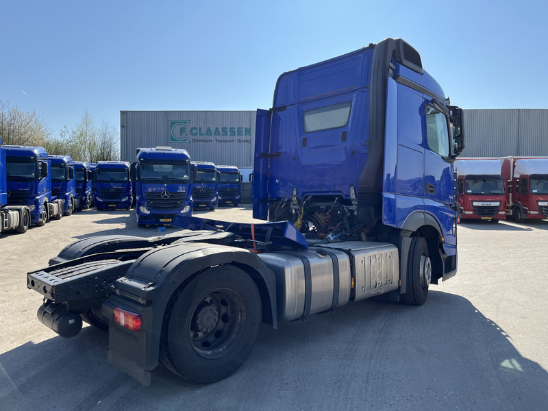Mercedes-Benz Actros 1842 Streamspace / 873 dkm / 2 Tanks / NL Truck - Tractor unit: picture 2 Mercedes-Benz Actros 1842 Streamspace / 873 dkm / 2 Tanks / NL Truck - Tractor unit: picture 2