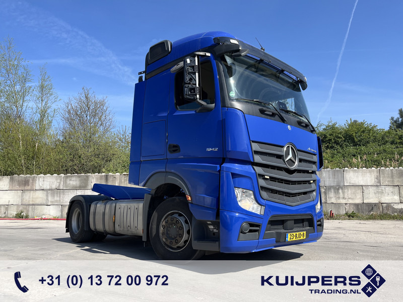Mercedes-Benz Actros 1842 Streamspace / 904 dkm / 2 Tanks / NL Truck - Tractor unit: picture 1 Mercedes-Benz Actros 1842 Streamspace / 904 dkm / 2 Tanks / NL Truck - Tractor unit: picture 1