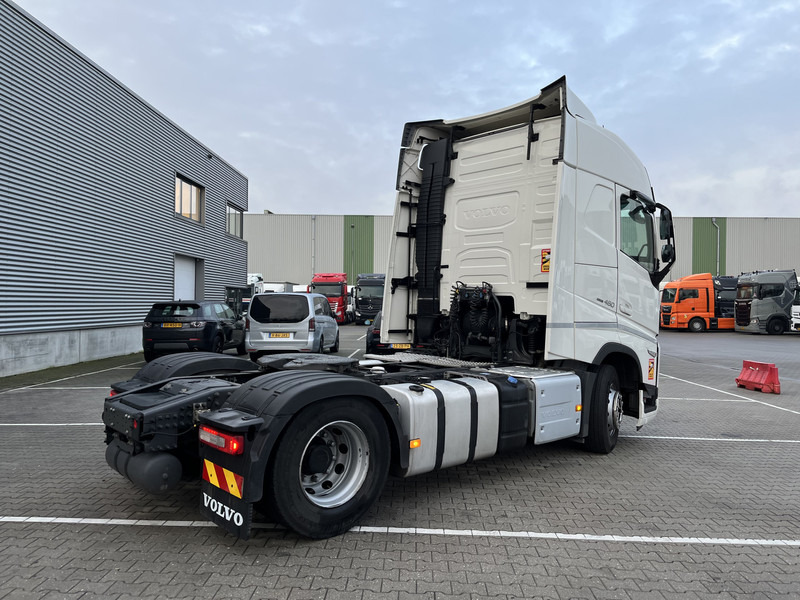 Volvo FH 460 Globetrotter / Retarder / 2 Tanks / Stand Klima / APK TUV 09-25 - Tractor unit: picture 2 Volvo FH 460 Globetrotter / Retarder / 2 Tanks / Stand Klima / APK TUV 09-25 - Tractor unit: picture 2