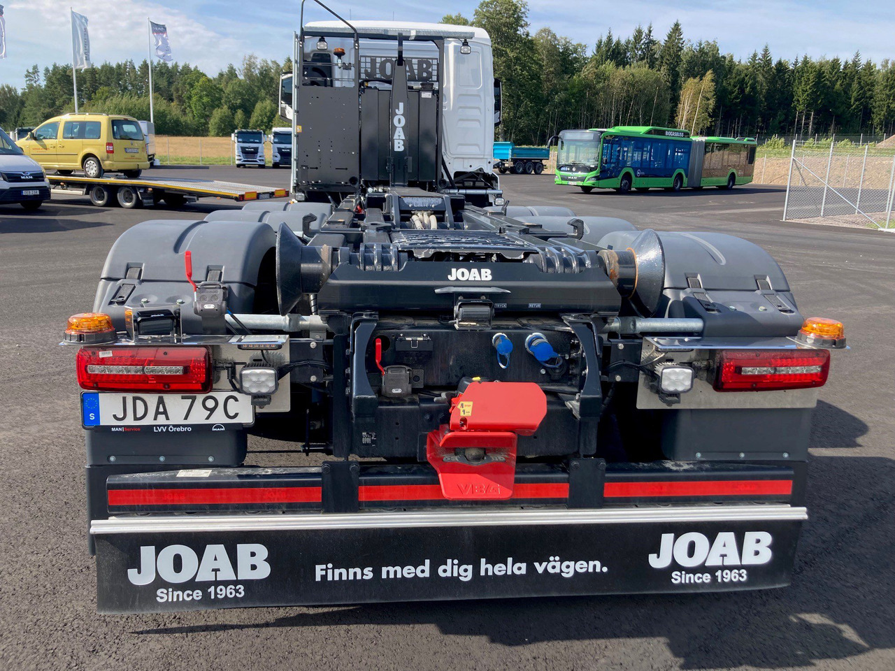TGS 35.510 8×4-4 JOAB Lastväxlare - Hook lift truck: picture 4 TGS 35.510 8×4-4 JOAB Lastväxlare - Hook lift truck: picture 4