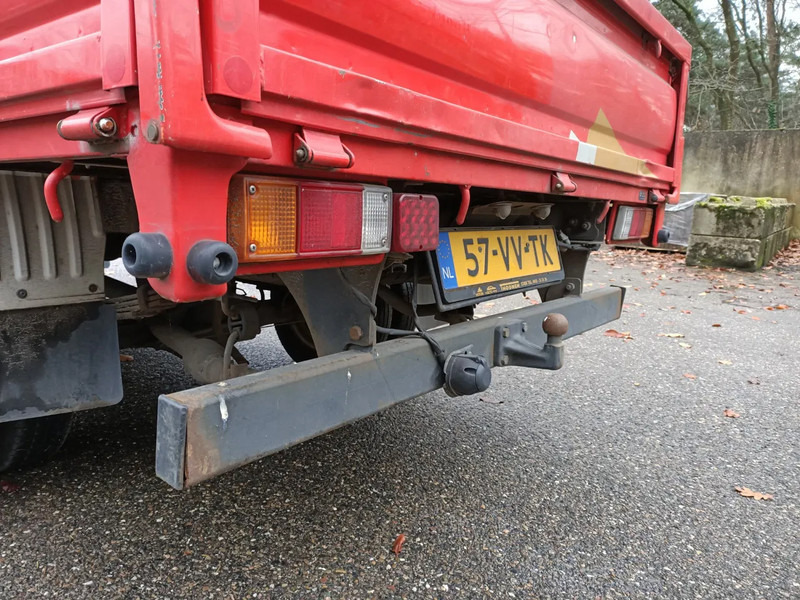 Mazda E2200 Pick-Up met laadkraan Hiab 008T - Dropside/ Flatbed trailer: picture 4 Mazda E2200 Pick-Up met laadkraan Hiab 008T - Dropside/ Flatbed trailer: picture 4