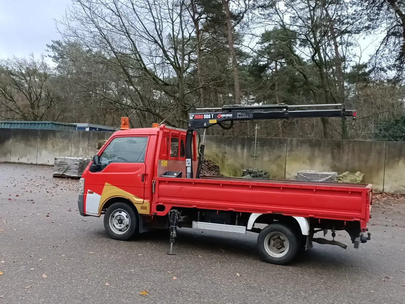 Mazda E2200 Pick-Up met laadkraan Hiab 008T - Dropside/ Flatbed trailer: picture 2 Mazda E2200 Pick-Up met laadkraan Hiab 008T - Dropside/ Flatbed trailer: picture 2