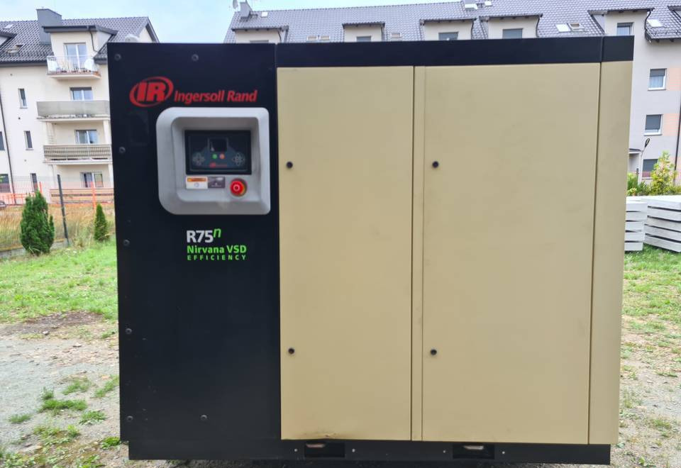 Kompresor śrubowy INGERSOLL RAND NIRVANA R75N - Air compressor: picture 2 Kompresor śrubowy INGERSOLL RAND NIRVANA R75N - Air compressor: picture 2