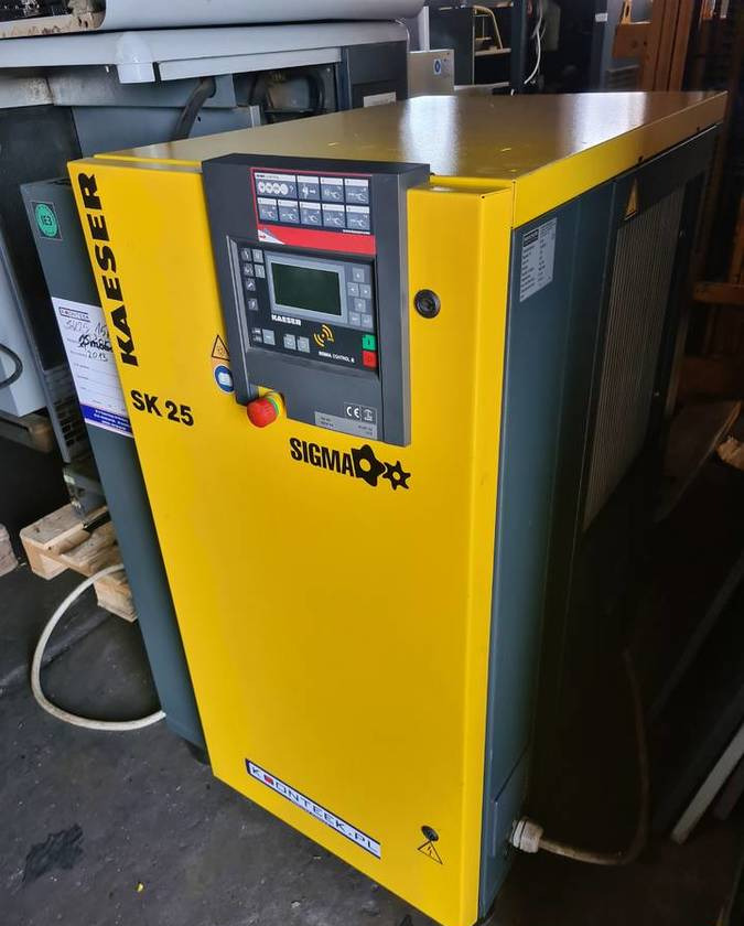 Kompresor śrubowy KAESER SK 25 15 kw - Air compressor: picture 1 Kompresor śrubowy KAESER SK 25 15 kw - Air compressor: picture 1