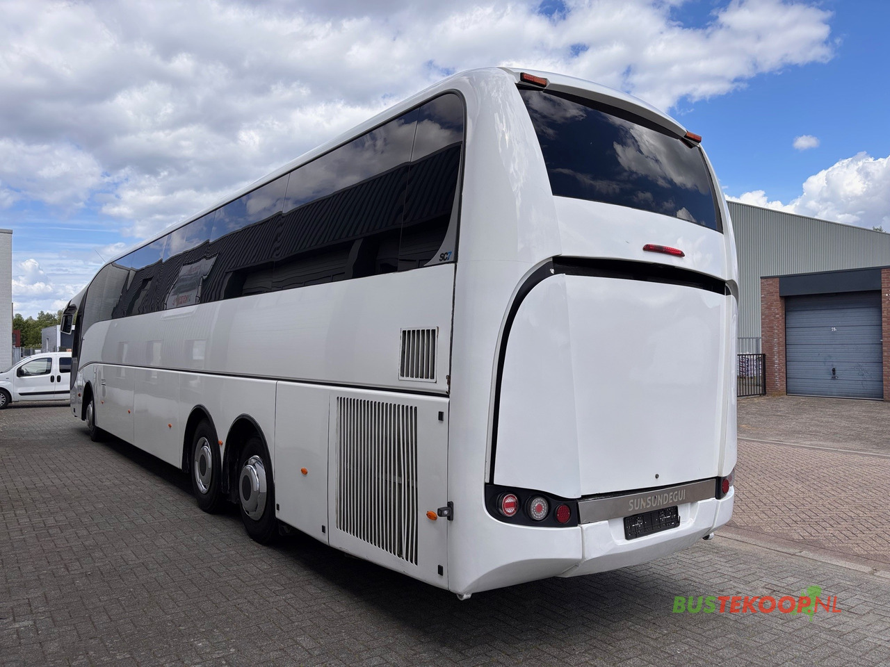 Volvo B11R SUNSUNDEGUI SC7, Euro 6. - Coach: picture 4 Volvo B11R SUNSUNDEGUI SC7, Euro 6. - Coach: picture 4