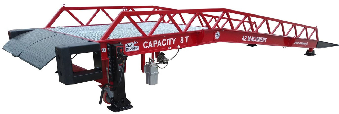 **RENTAL** Loading Ramp with with hydraulic tilting bridge - AZ RAMP - STAR- 8T. 8 ton capacity - Loading ramp: picture 1 **RENTAL** Loading Ramp with with hydraulic tilting bridge - AZ RAMP - STAR- 8T. 8 ton capacity - Loading ramp: picture 1