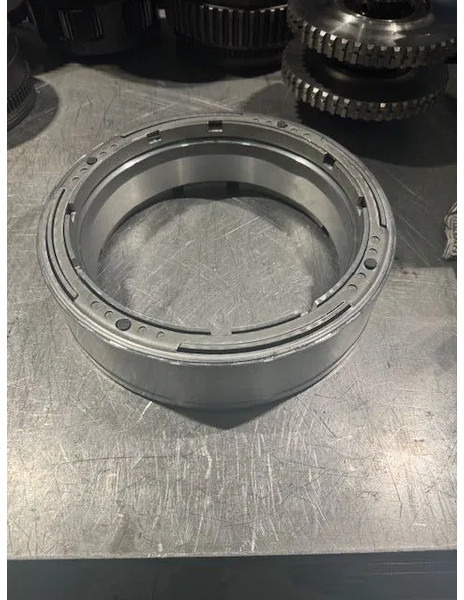 Volvo Piston B2, B3 and cylinder, PT1560, 1860, 1660, 1562, 1862, 1760,1761, 1761A, 1563, 1863, 1509, 2519, 2529, - Gearbox: picture 3 Volvo Piston B2, B3 and cylinder, PT1560, 1860, 1660, 1562, 1862, 1760,1761, 1761A, 1563, 1863, 1509, 2519, 2529, - Gearbox: picture 3