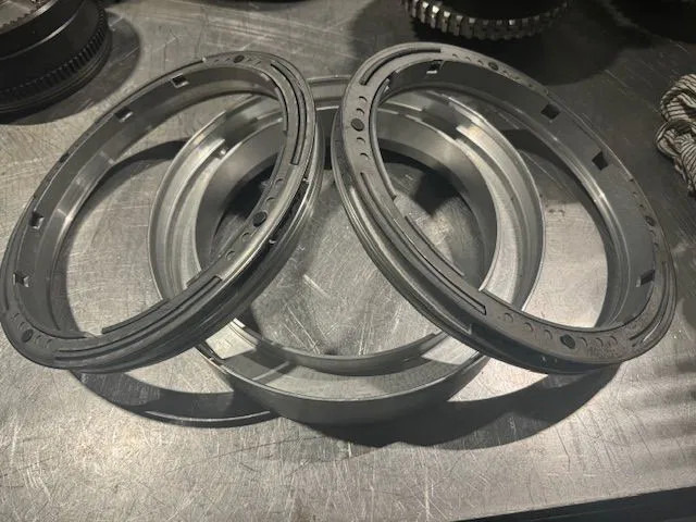 Volvo Piston B2, B3 and cylinder, PT1560, 1860, 1660, 1562, 1862, 1760,1761, 1761A, 1563, 1863, 1509, 2519, 2529, - Gearbox: picture 1 Volvo Piston B2, B3 and cylinder, PT1560, 1860, 1660, 1562, 1862, 1760,1761, 1761A, 1563, 1863, 1509, 2519, 2529, - Gearbox: picture 1