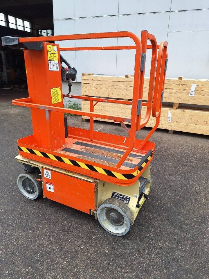 Scissor lift JLG 1230 ES: picture 14