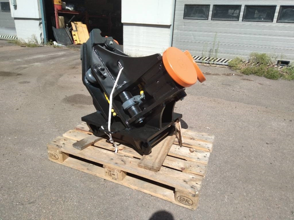 Tarfin RKH-V4 Rail handling device S60 - Construction equipment: picture 3 Tarfin RKH-V4 Rail handling device S60 - Construction equipment: picture 3
