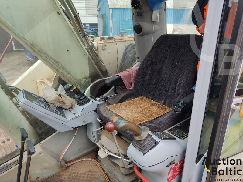 Crawler excavator Atlas-Terex TC210LC: picture 8