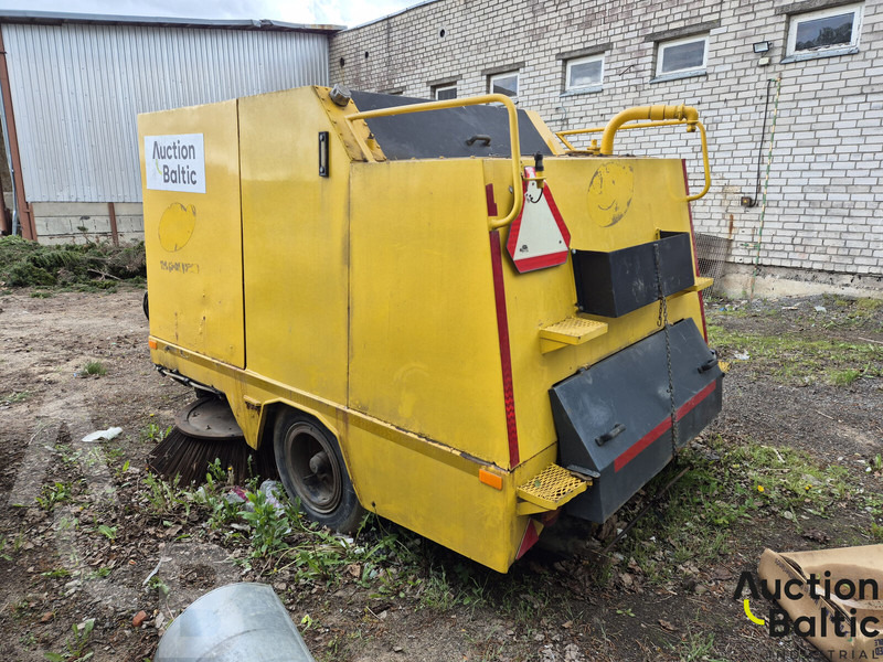 Broddway 1900 - Road sweeper: picture 4 Broddway 1900 - Road sweeper: picture 4