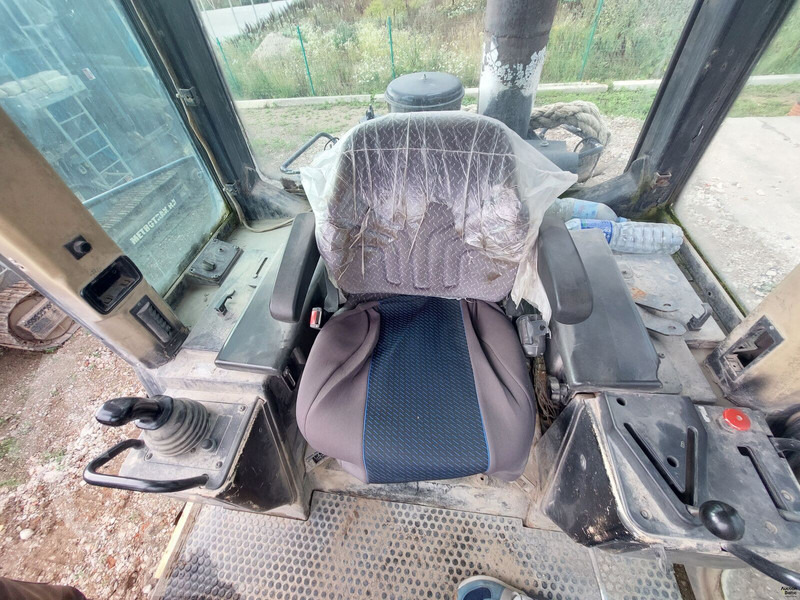 Crawler loader Caterpillar 963 C: picture 8