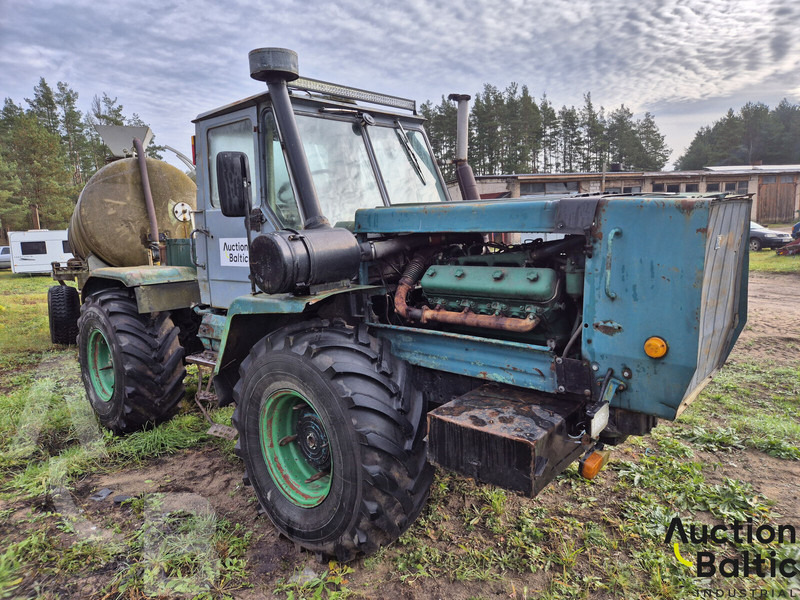 Chtz T-150K - Farm tractor: picture 2 Chtz T-150K - Farm tractor: picture 2