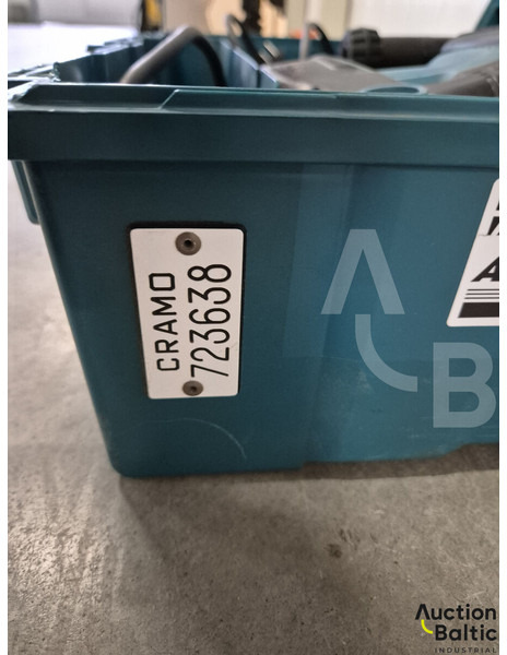 Makita HM1213C - Construction machinery: picture 4 Makita HM1213C - Construction machinery: picture 4