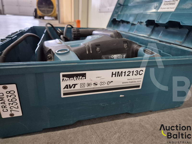 Makita HM1213C - Construction machinery: picture 3 Makita HM1213C - Construction machinery: picture 3