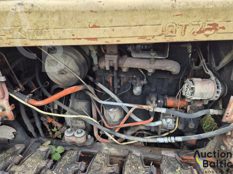 DT 75 - Bulldozer: picture 4 DT 75 - Bulldozer: picture 4