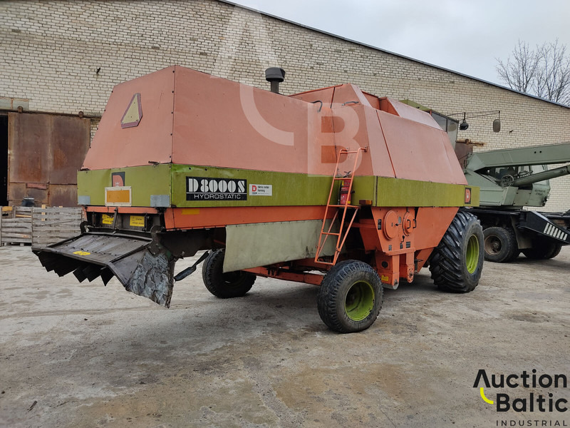 Dronningborg D8000S - Combine harvester: picture 3 Dronningborg D8000S - Combine harvester: picture 3