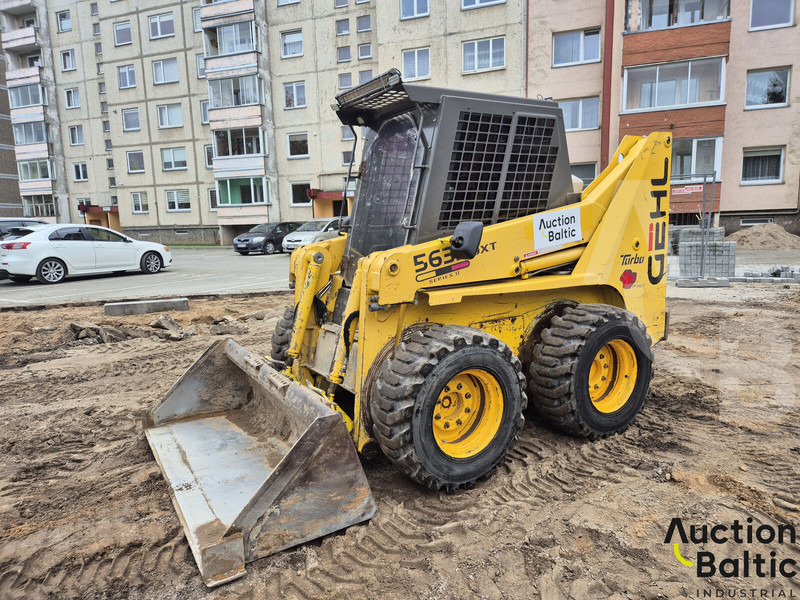 Gehl 5635 DXT 2 - Skid steer loader: picture 2 Gehl 5635 DXT 2 - Skid steer loader: picture 2