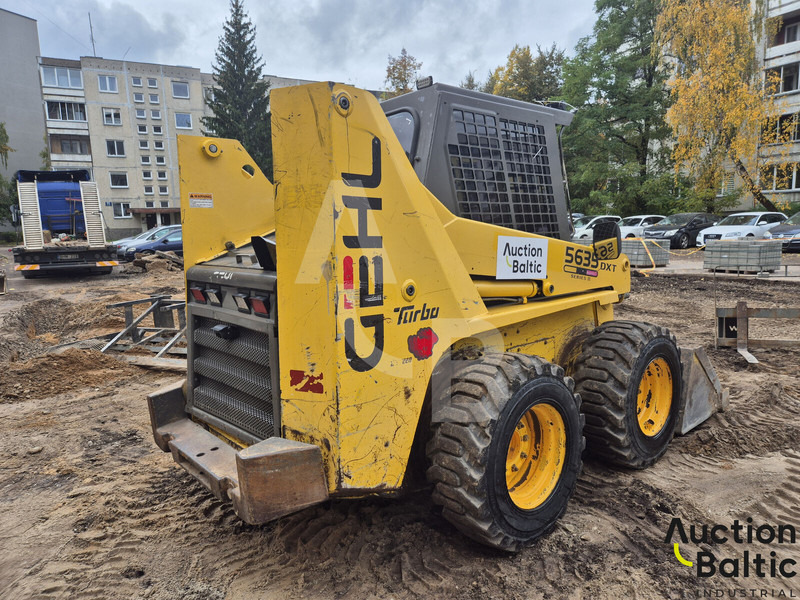 Gehl 5635 DXT 2 - Skid steer loader: picture 3 Gehl 5635 DXT 2 - Skid steer loader: picture 3