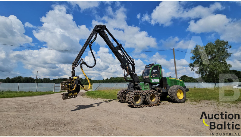 John Deere 1170 E - Harvester: picture 1 John Deere 1170 E - Harvester: picture 1